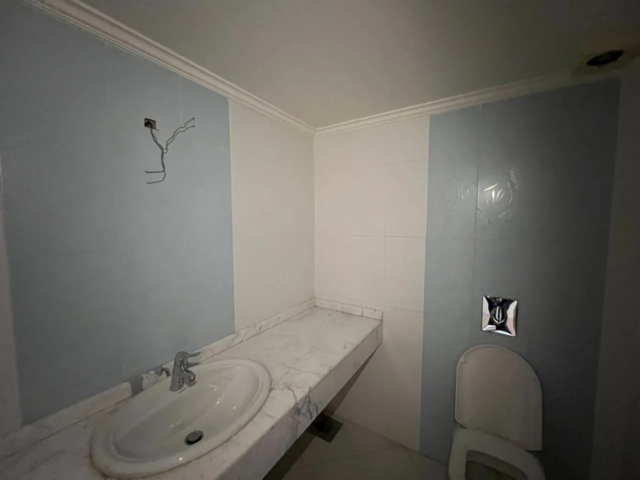 Apartment for Sale in Kfar Hbab, Lebanon — الصورة 4
