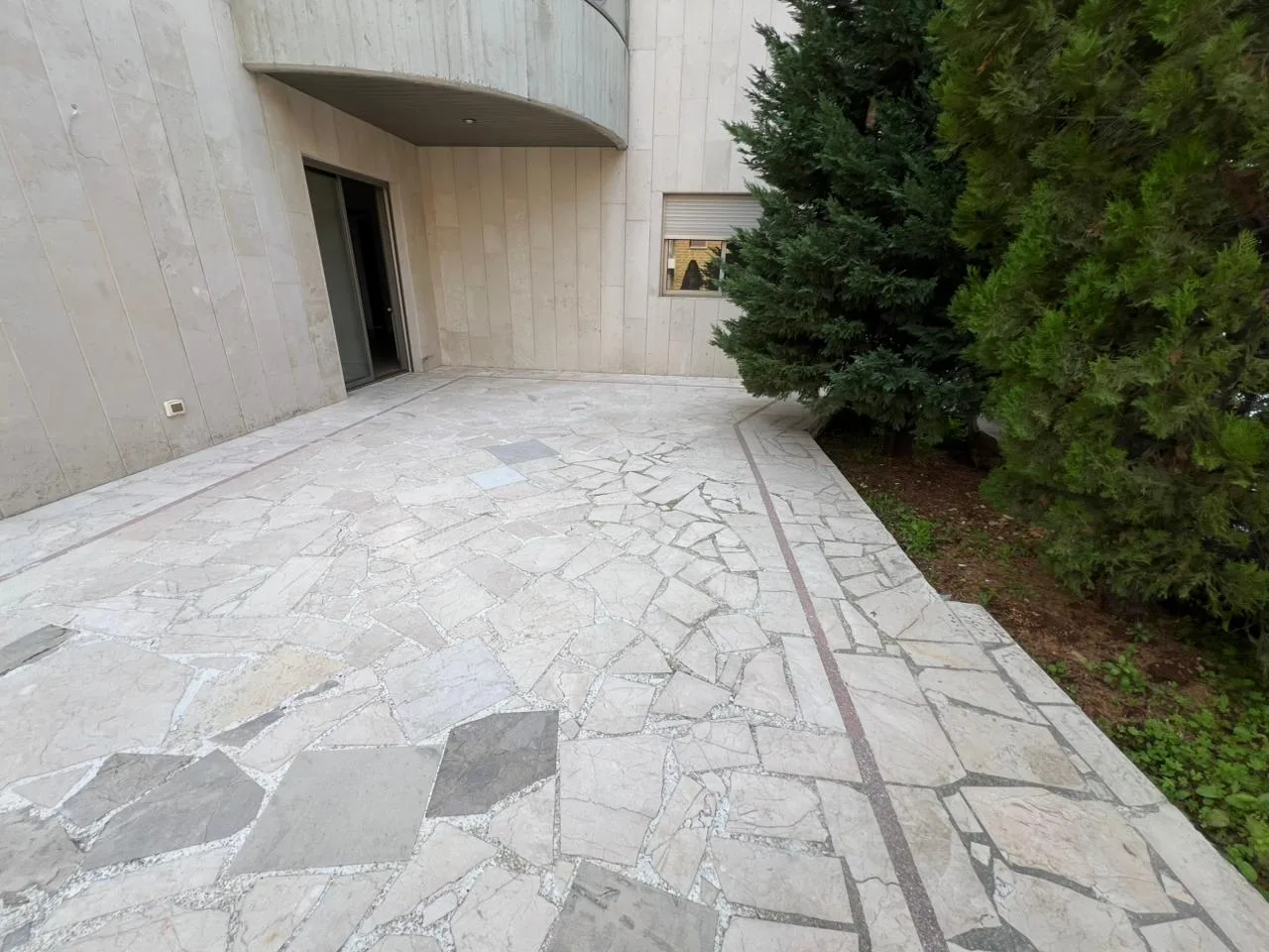 Apartment for Sale in Kfar Hbab, Lebanon — الصورة 6