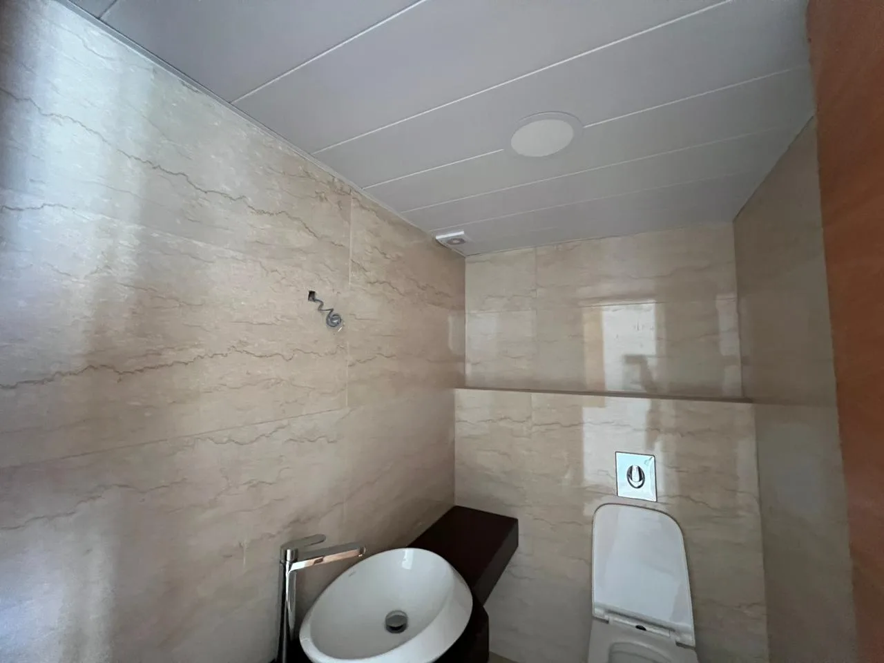 Apartment for Sale in Kfar Hbab, Lebanon — الصورة 9