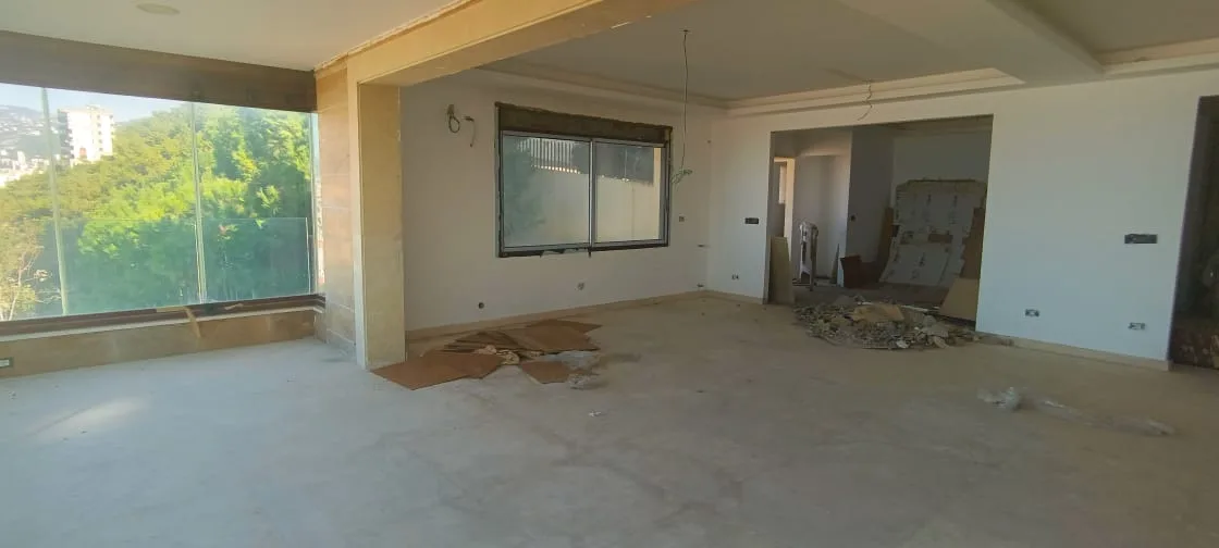 Apartment for Sale in Ghadir, Lebanon — الصورة 2