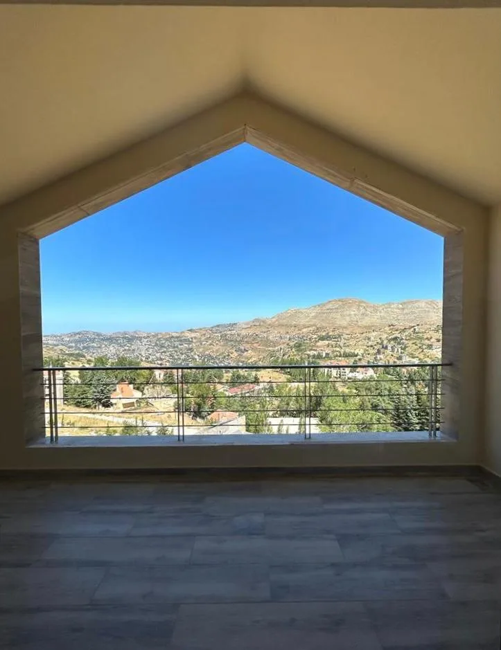 Chalet for rent in Faraiya — الصورة 5