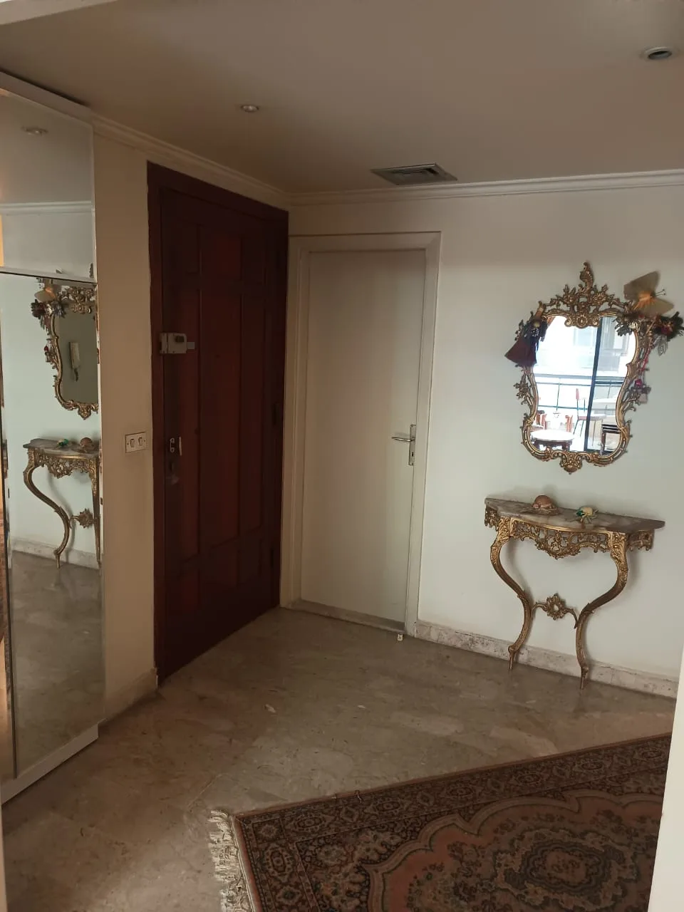 Apartment for Rent in Rabieh, Lebanon — الصورة 4
