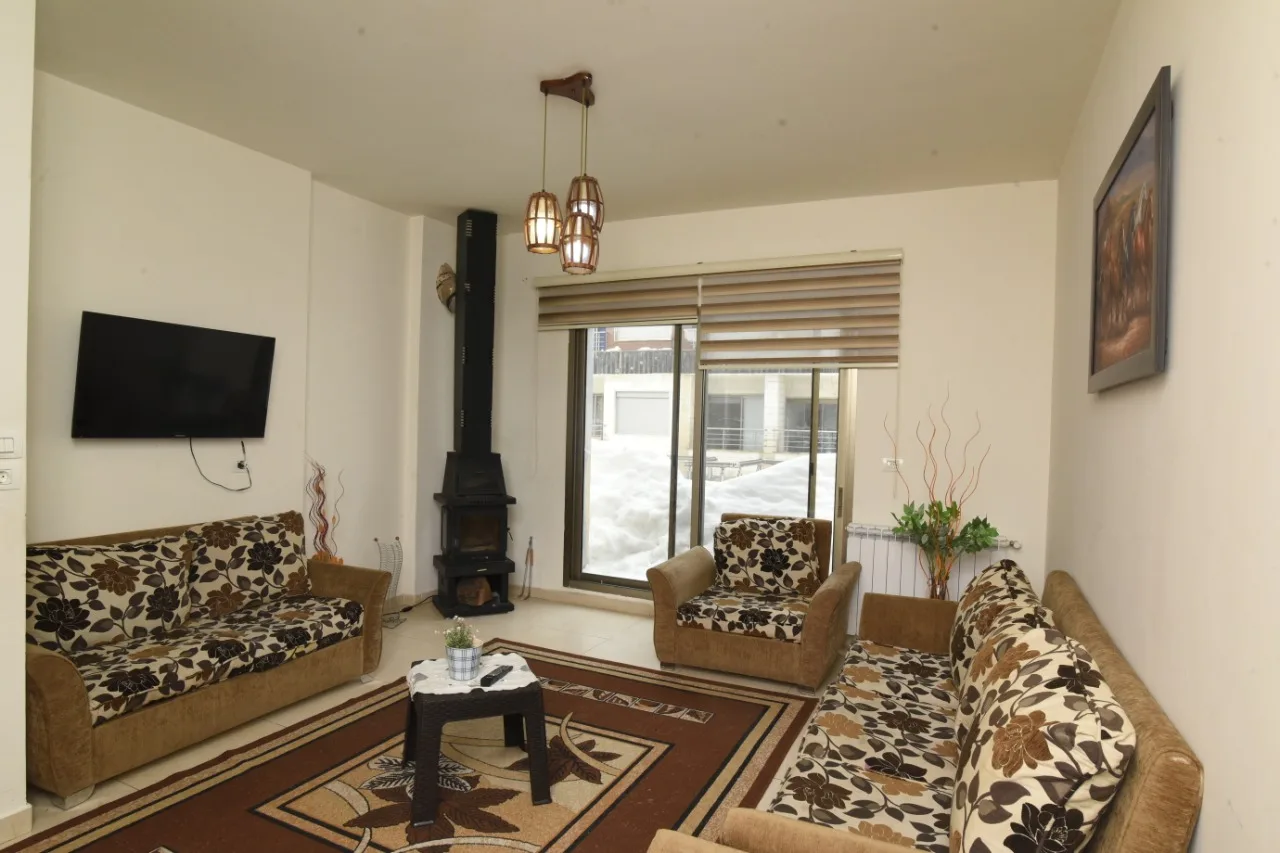 Chalet for sale in Zaarour — الصورة 2