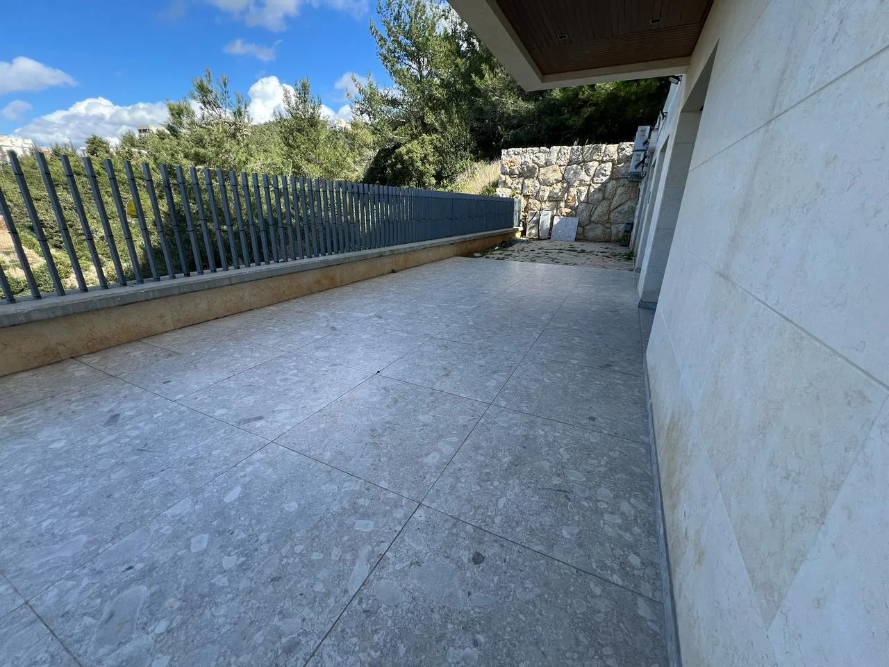 Apartment for Sale in Adma w Dafnah, Lebanon — الصورة 2