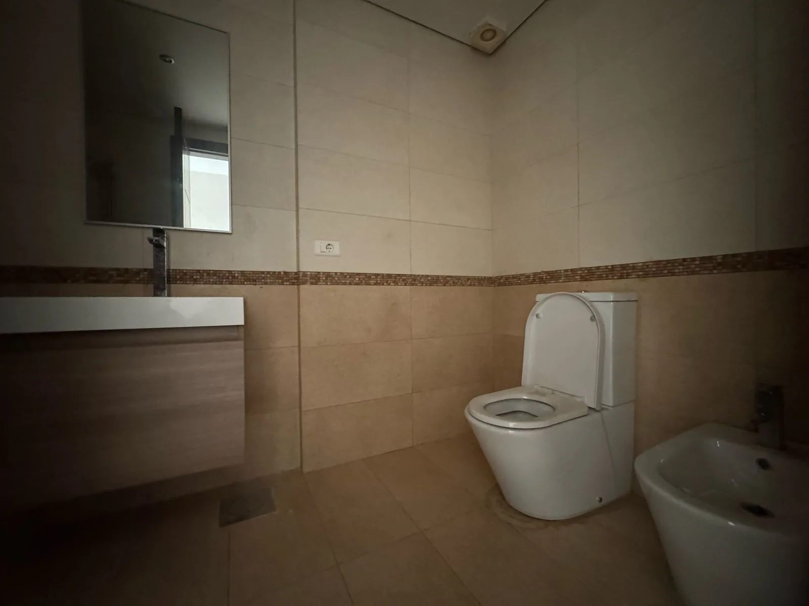 Duplex for Sale in Mansourieh, Lebanon — الصورة 5