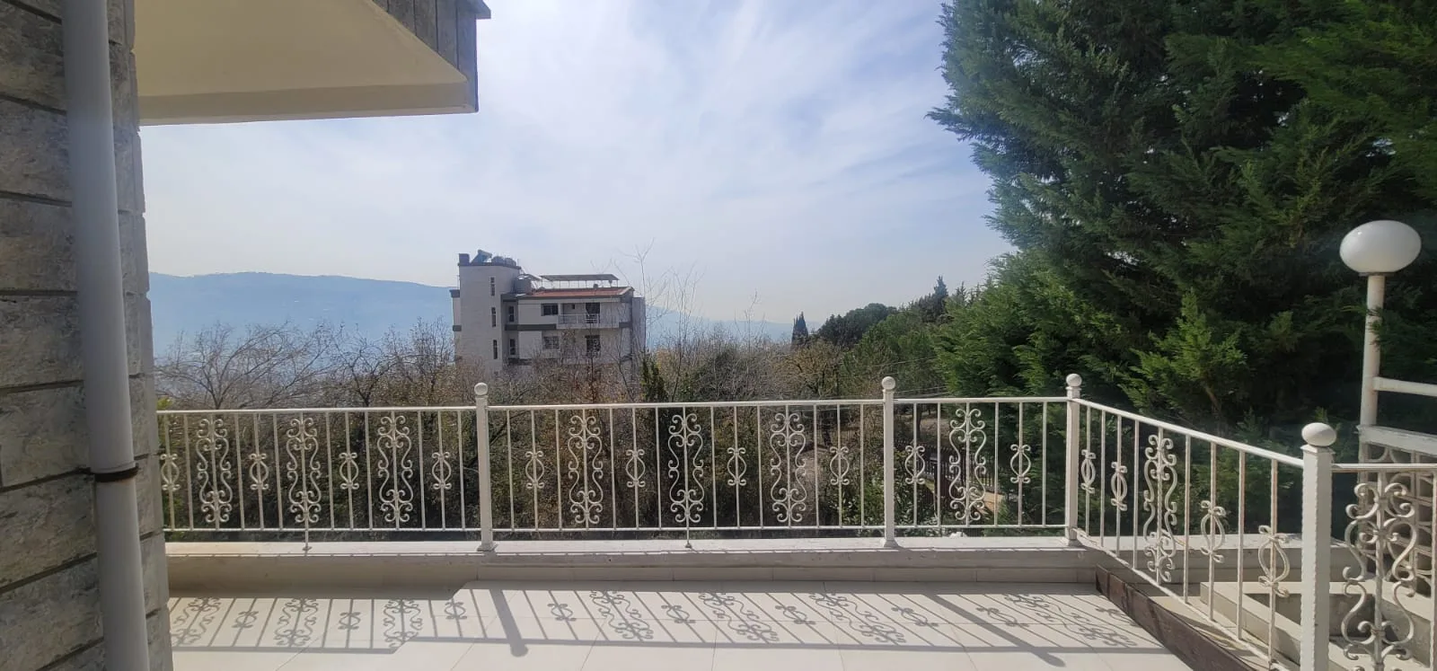 Apartment for Rent in Ajaltoun, Lebanon — الصورة 3