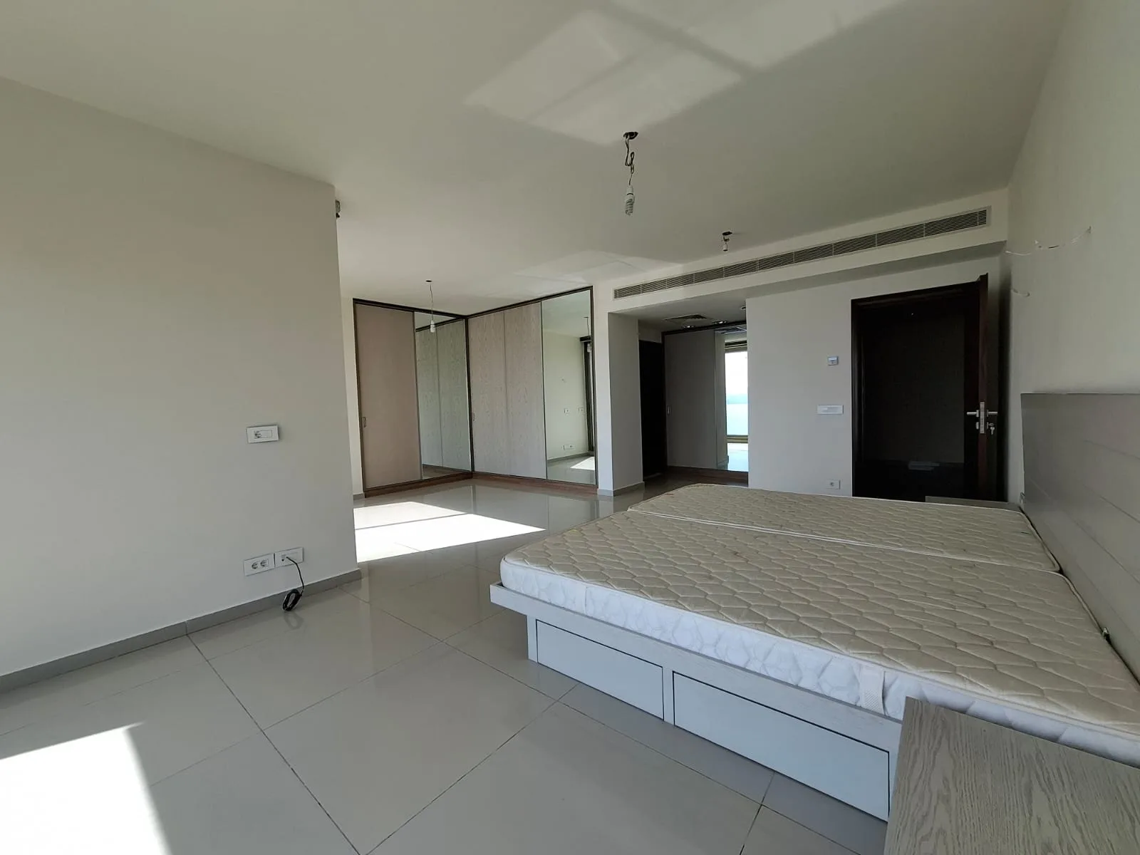 Apartment for Sale in Tabarja, Lebanon — الصورة 8