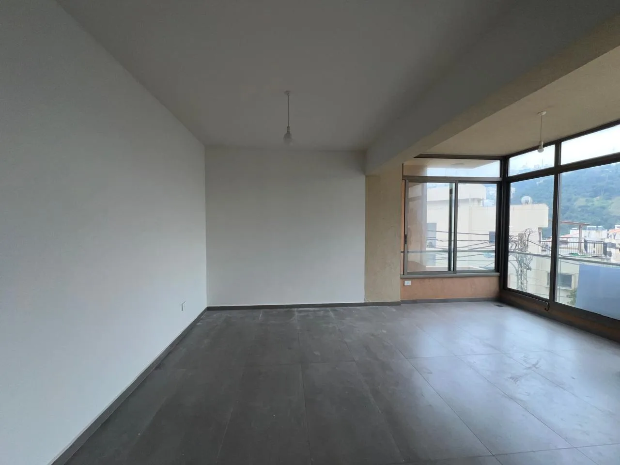 Apartment for Sale in Antelias, Lebanon — الصورة 3