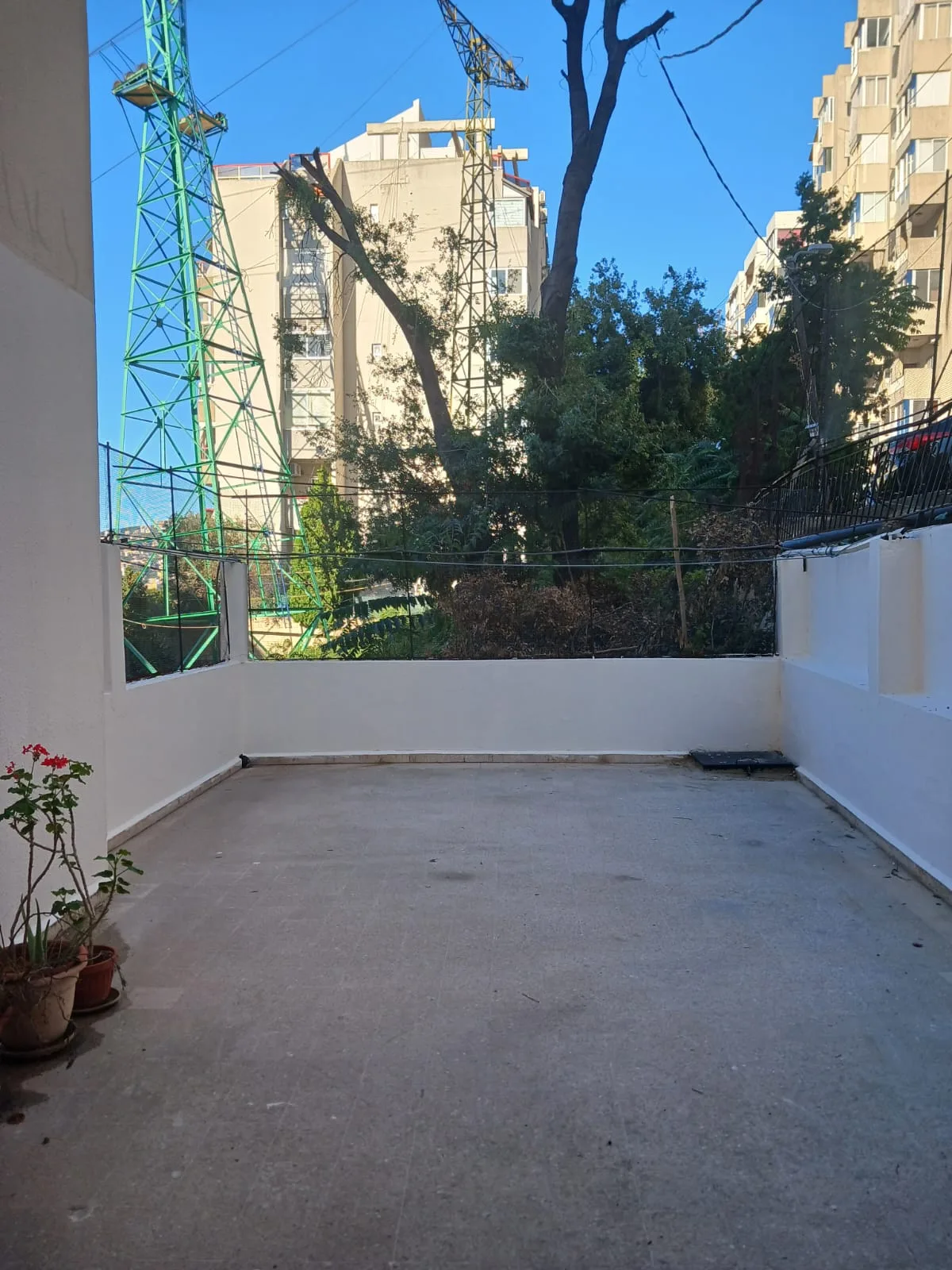Apartment for Sale in Haret Sakher, Lebanon — الصورة 8