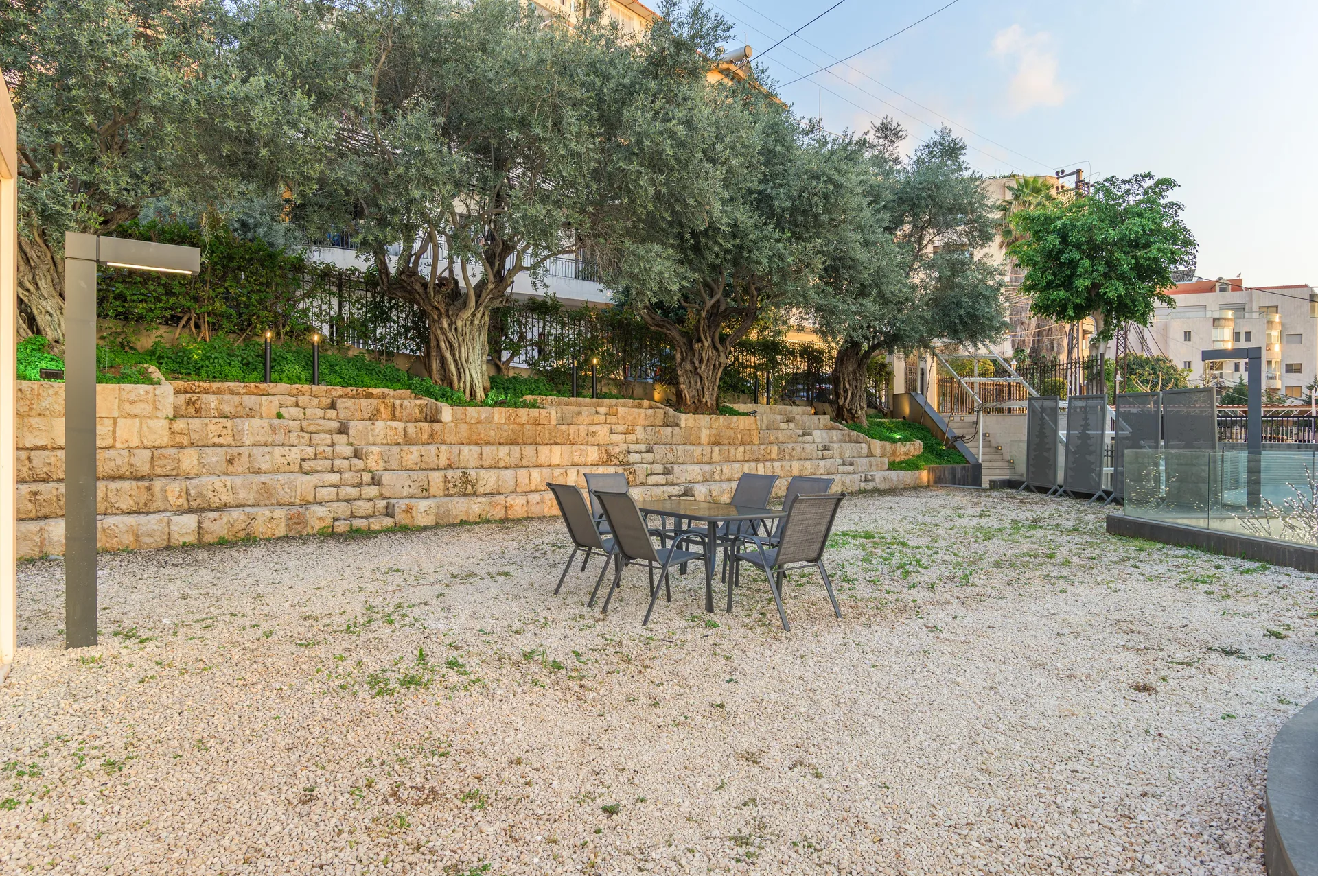 Chalet for rent in Kfar Hbab — الصورة 2