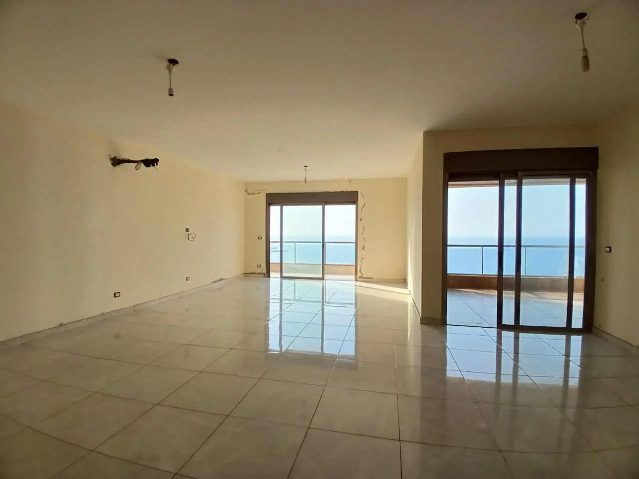 Duplex for Sale in Jal El Dib, Lebanon — الصورة 2