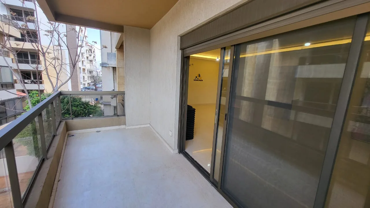 Apartment for Sale in Ghadir, Lebanon — الصورة 7