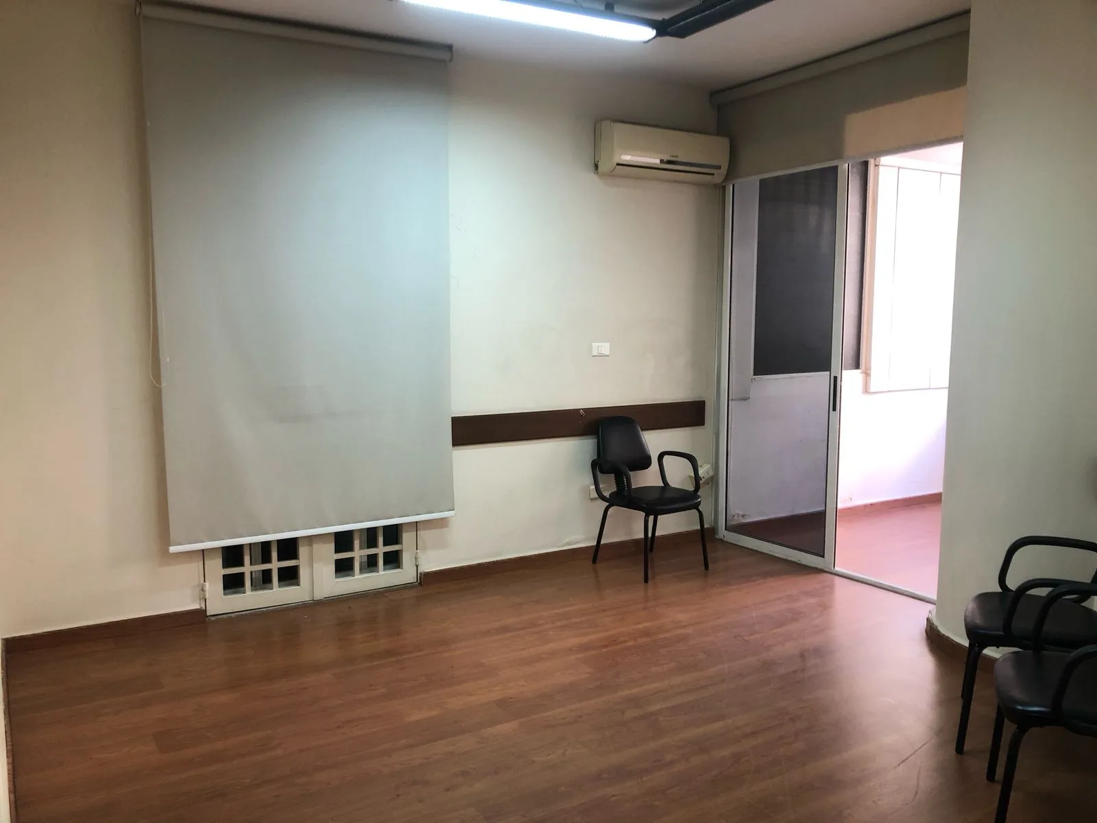 Office for Rent in Hotel Dieu, Beirut, Lebanon — photo 6