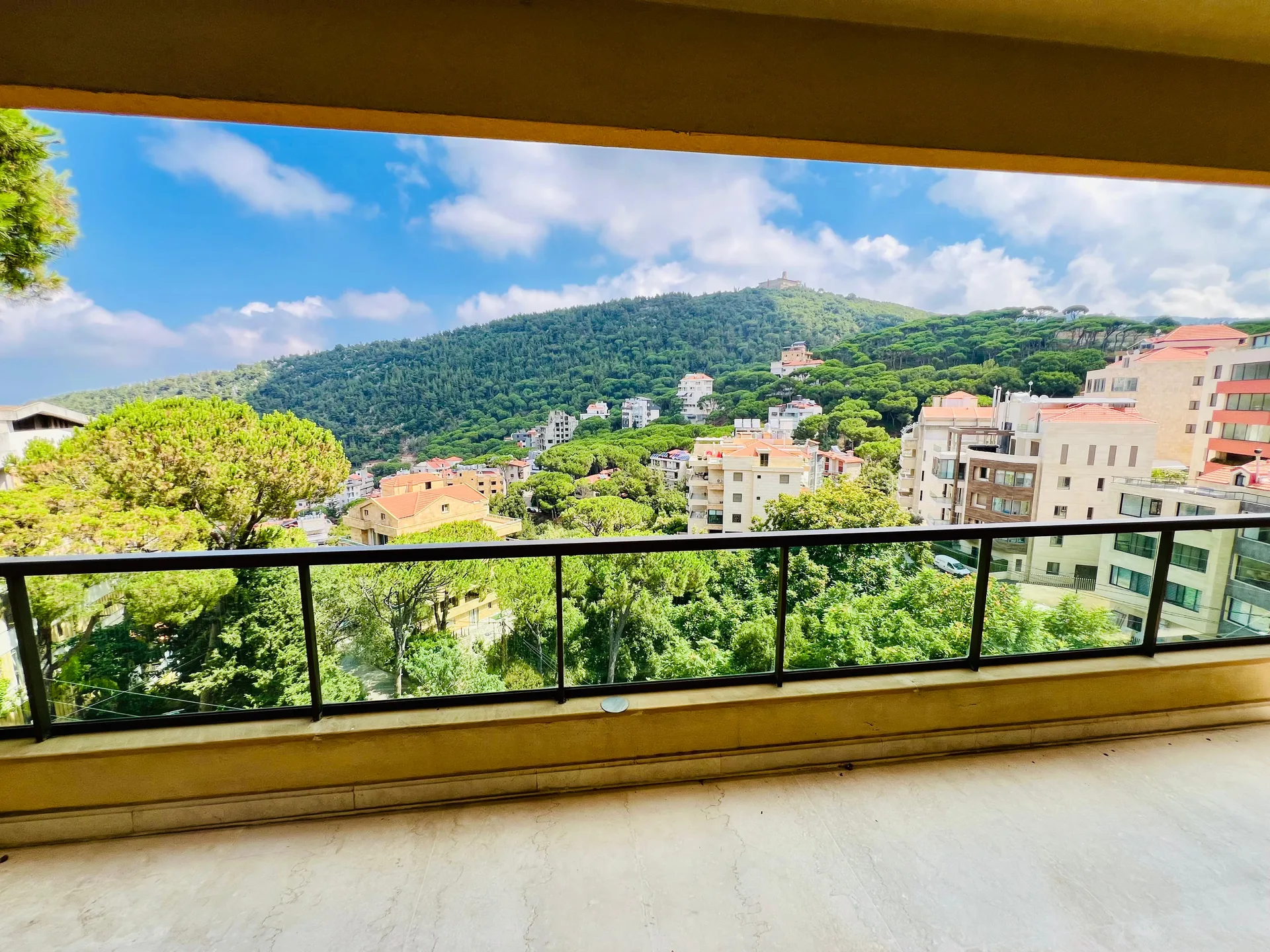 Apartment for Sale in Mar Chaaya, Lebanon — الصورة 5