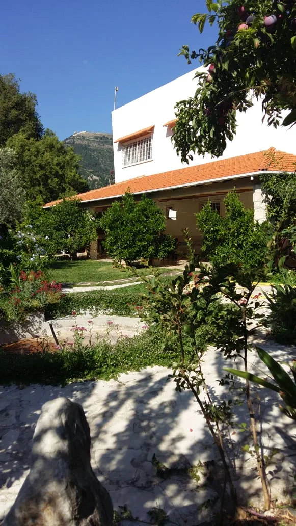 Villa for Sale in Yahchouch, Lebanon — الصورة 5