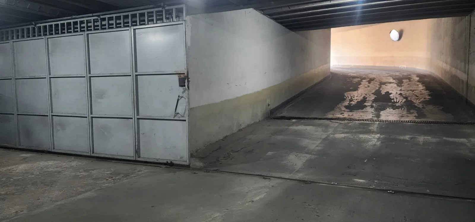 Warehouse for sale in Sin El Fil — الصورة 3