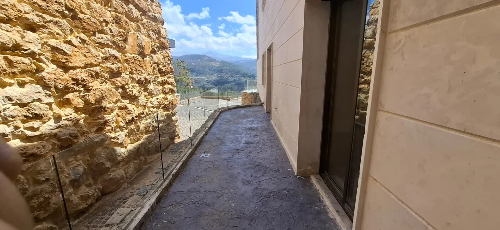 Apartment for Sale in Broummana, Lebanon — الصورة 3