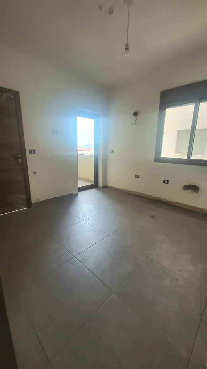 Apartment for Sale in Haret Sakher, Lebanon — الصورة 8
