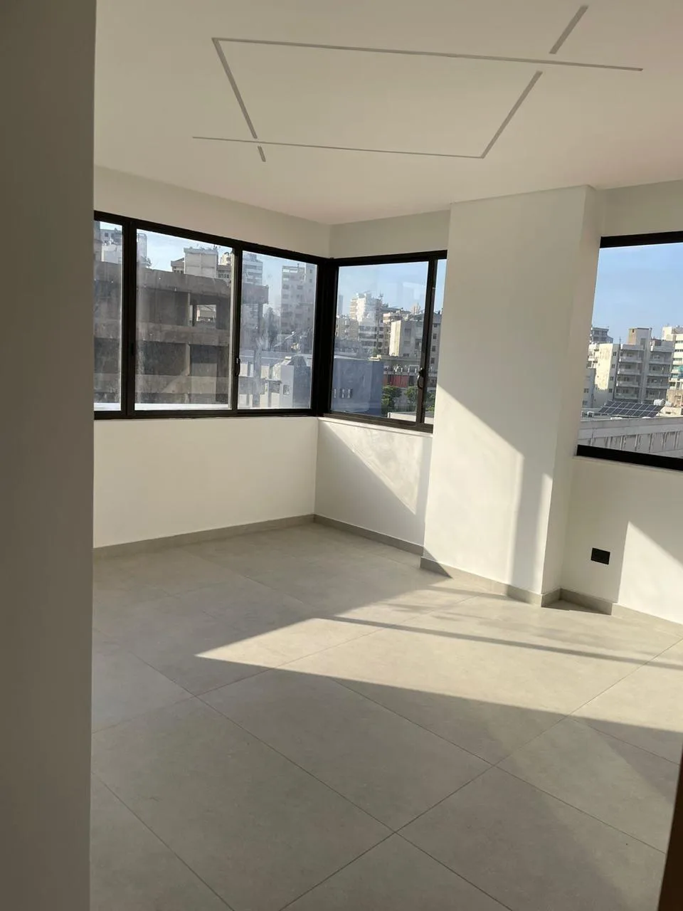 Office for Sale in Sin El Fil