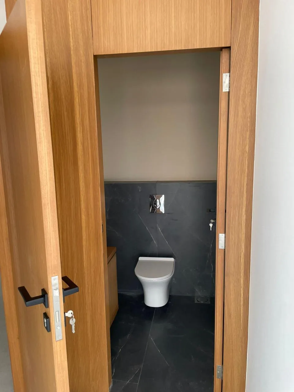 Office for Sale in Sin El Fil — الصورة 4