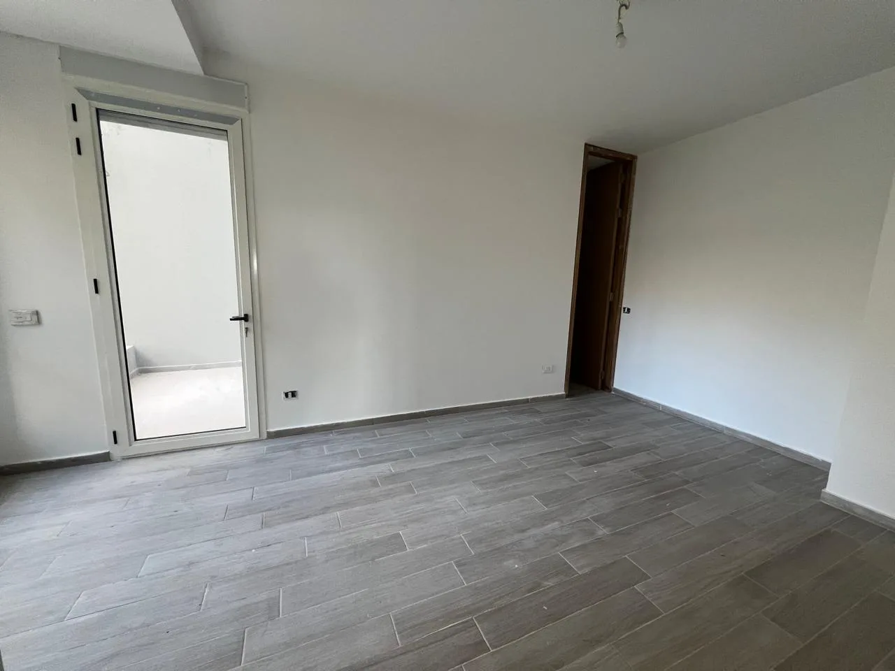 Apartment for Sale in Fanar, Lebanon — الصورة 4