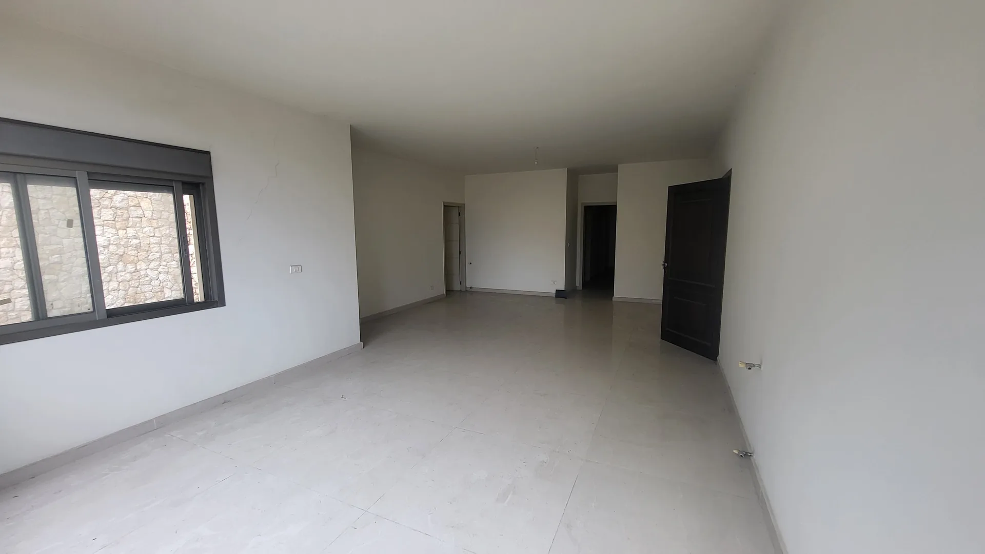 Apartment for Sale in Sahel Aalma, Lebanon — الصورة 2