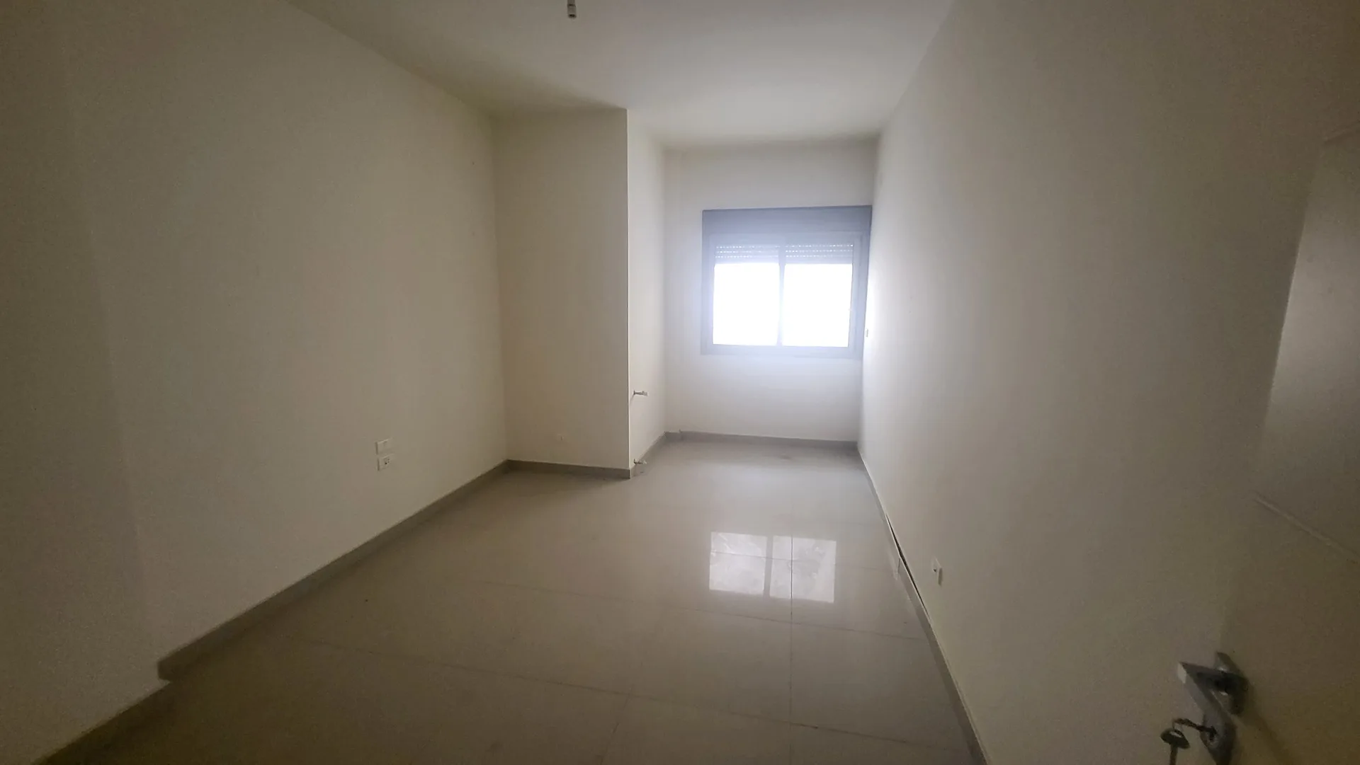 Apartment for Sale in Sahel Aalma, Lebanon — الصورة 6
