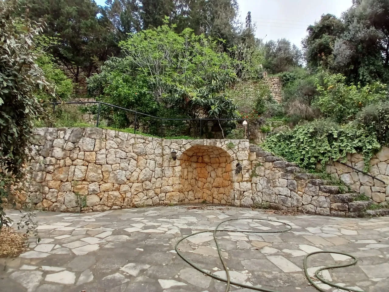 Villa for Sale in Qornet El Hamra, Lebanon — الصورة 10