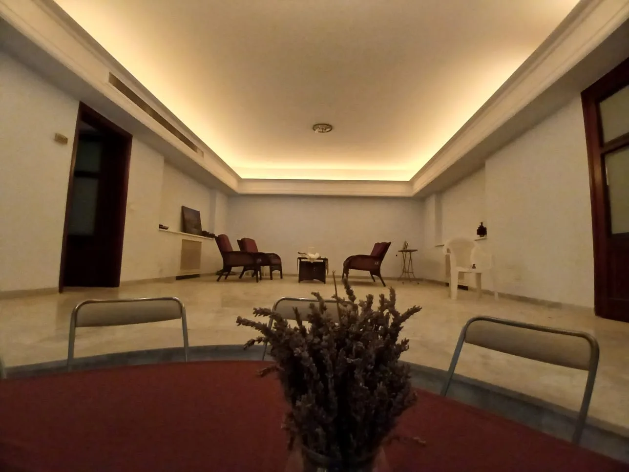 Villa for Sale in Qornet El Hamra, Lebanon — الصورة 2