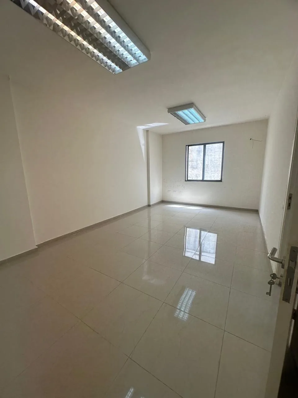 Office for rent in Mtaileb