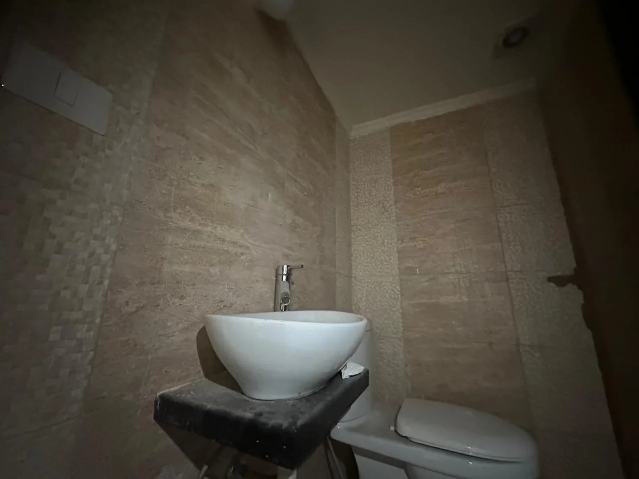 Apartment for Sale in Mansourieh, Lebanon — الصورة 6