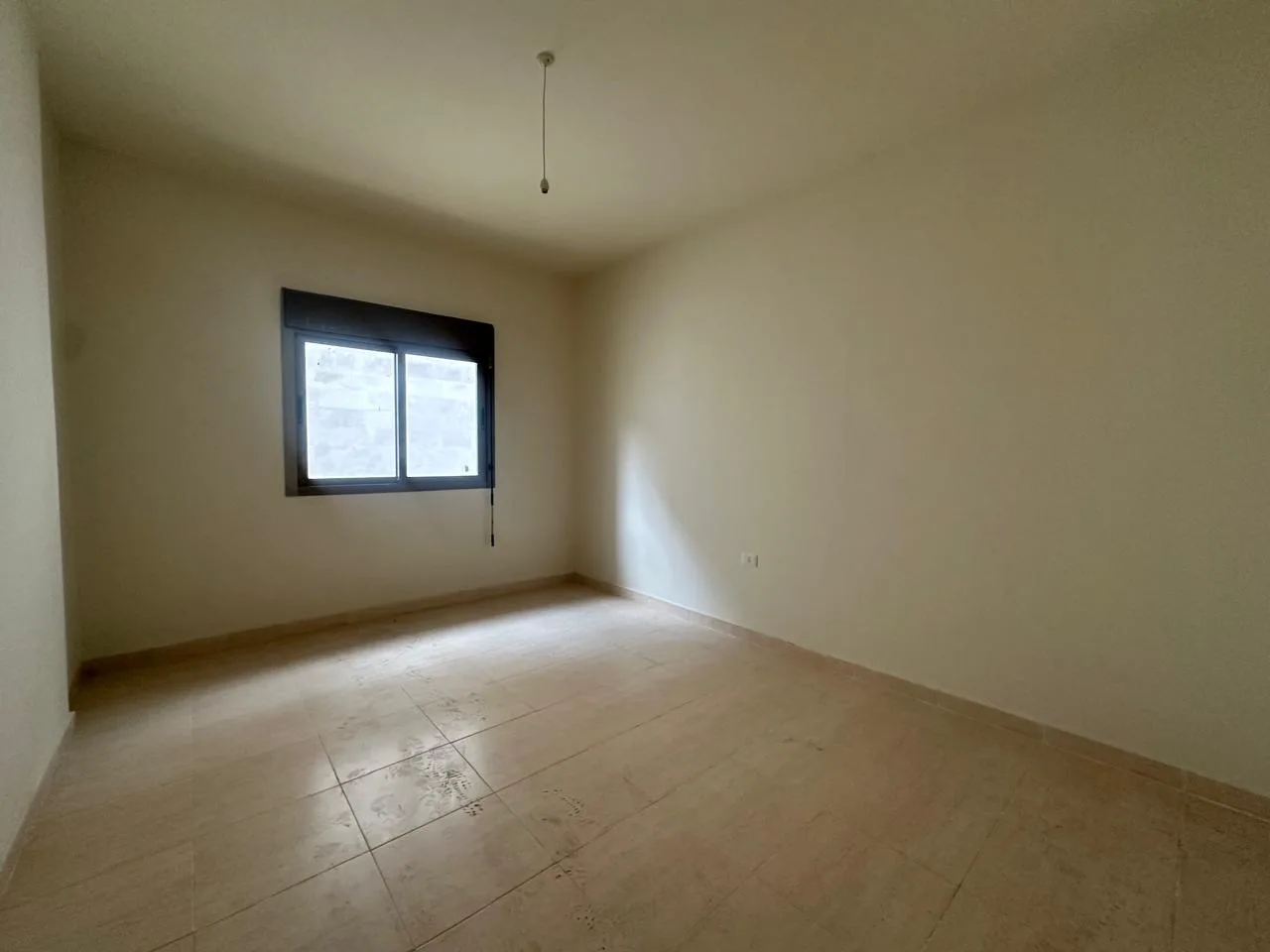 Apartment for Sale in Mansourieh, Lebanon — الصورة 2