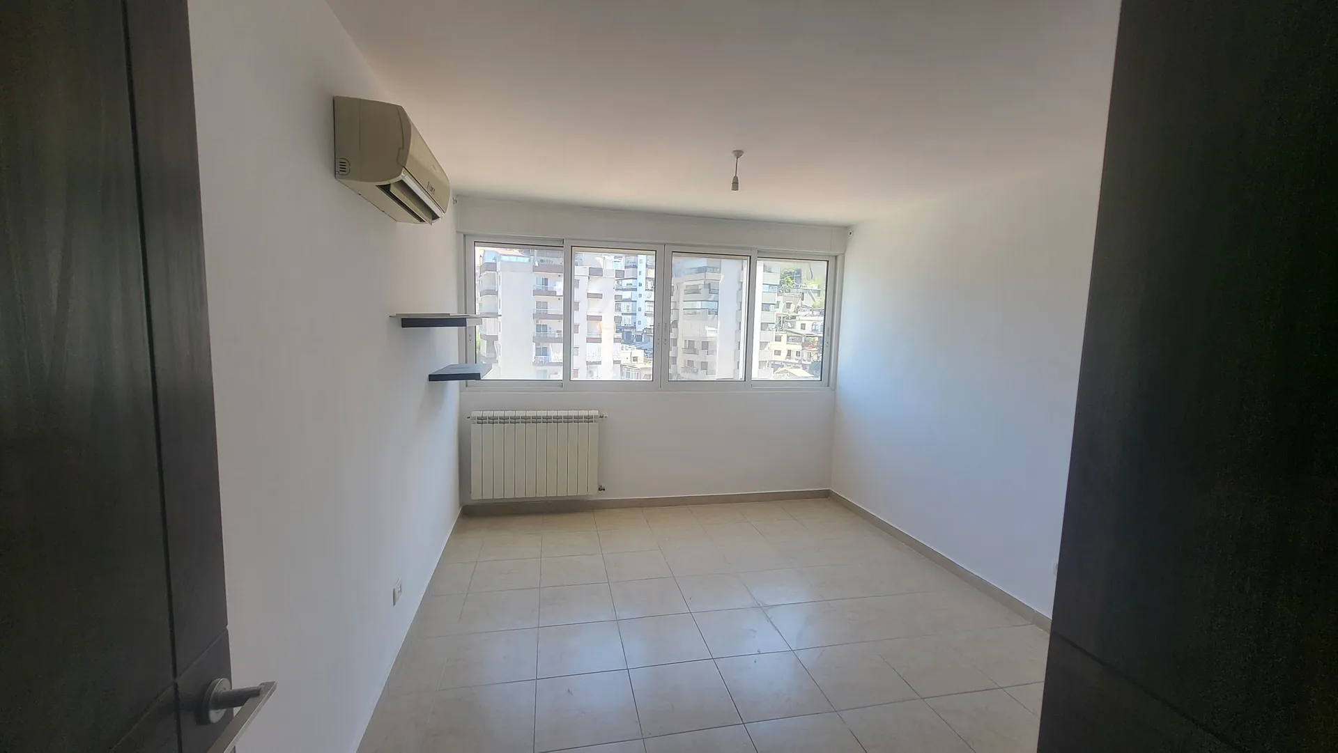 Apartment for Sale in Haret Sakher, Lebanon — الصورة 2