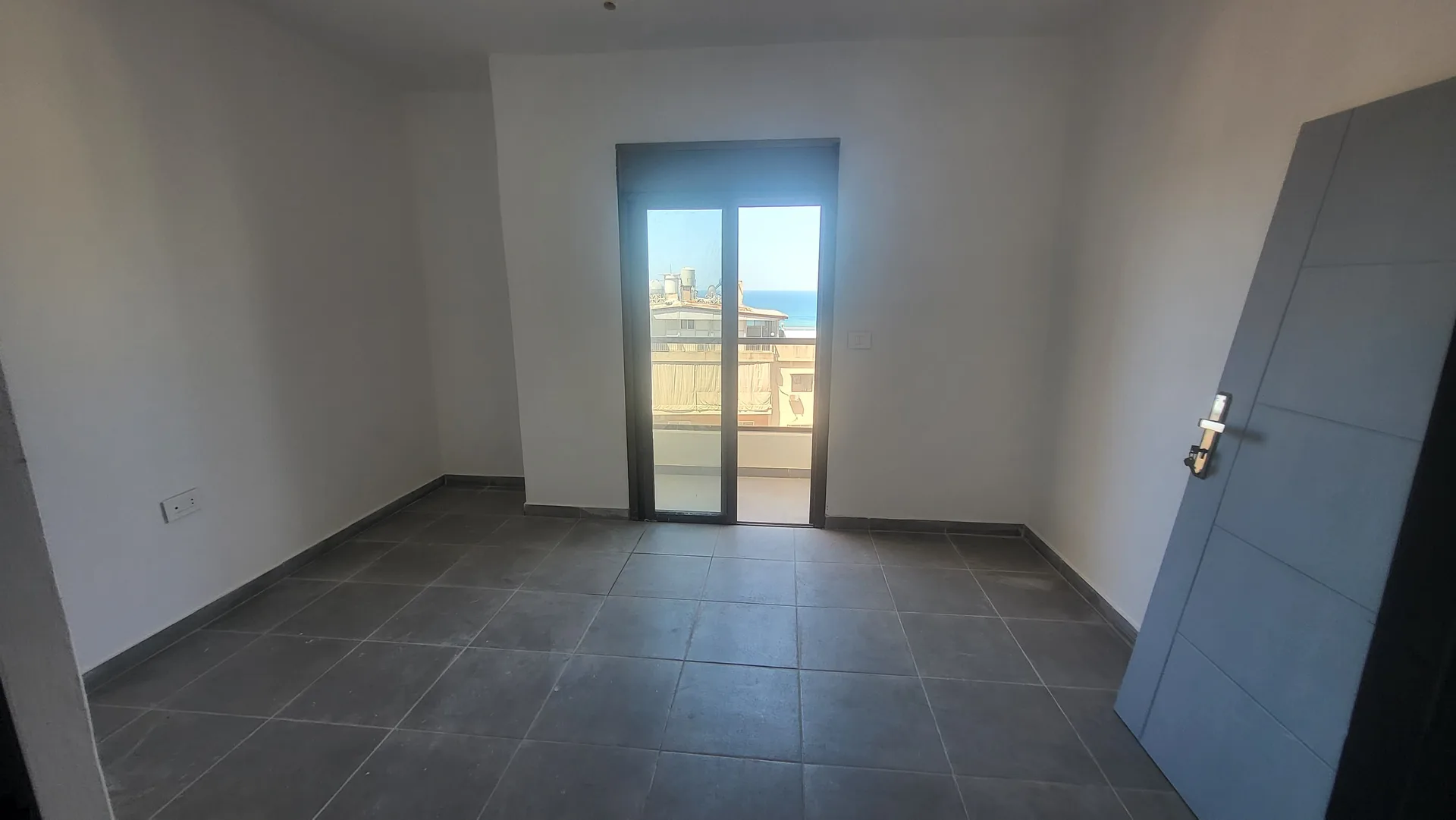 Apartment for Sale in Haret Sakher, Lebanon — الصورة 7