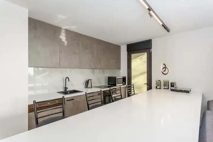 Chalet for rent in Faqra, Lebanon — الصورة 9