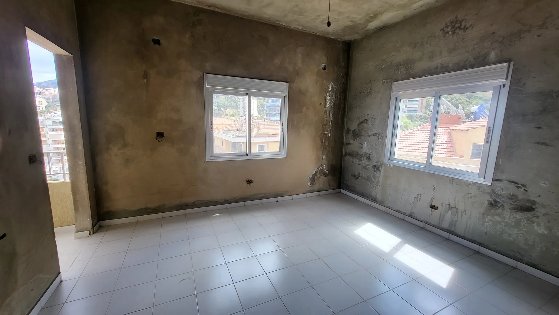 Apartment for Sale in Haret Sakher, Lebanon — الصورة 3