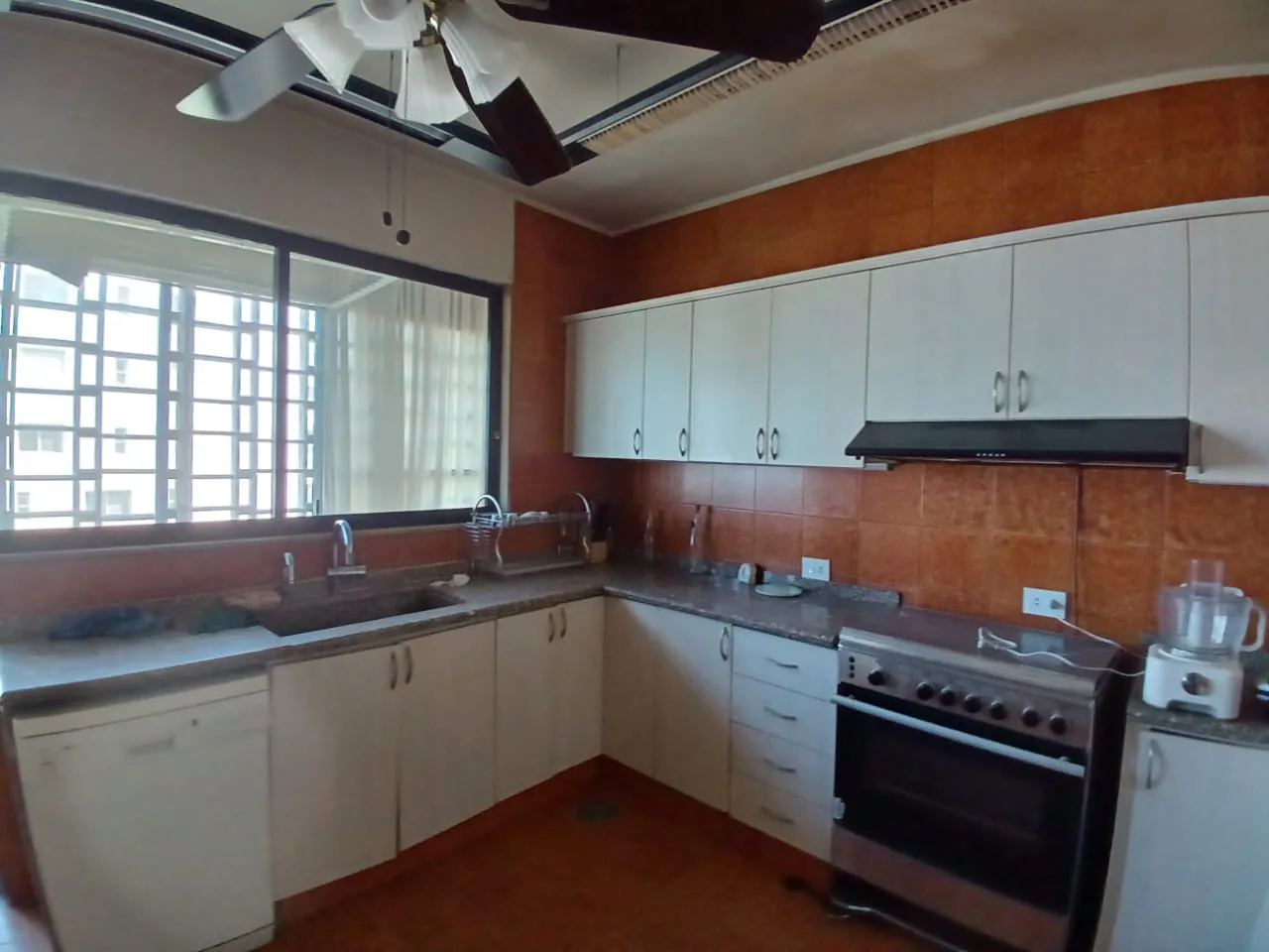 Apartment for Sale in Rabieh, Lebanon — الصورة 6