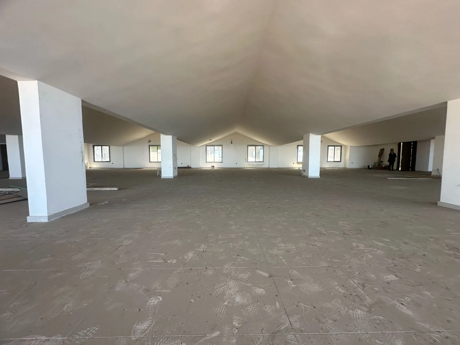 Office for rent in Mtaileb — الصورة 3