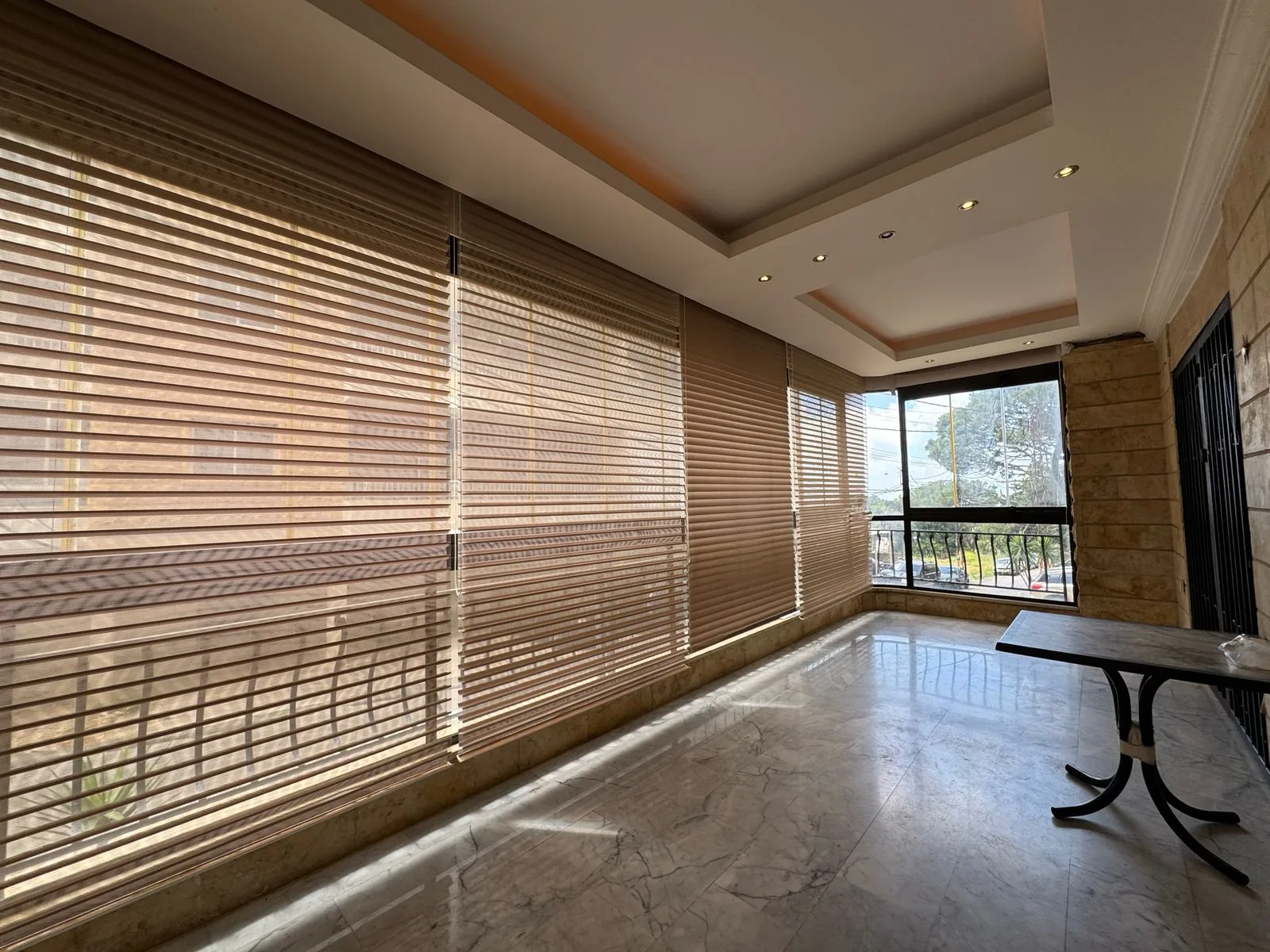 Apartment for Sale in Mansourieh, Lebanon — الصورة 4