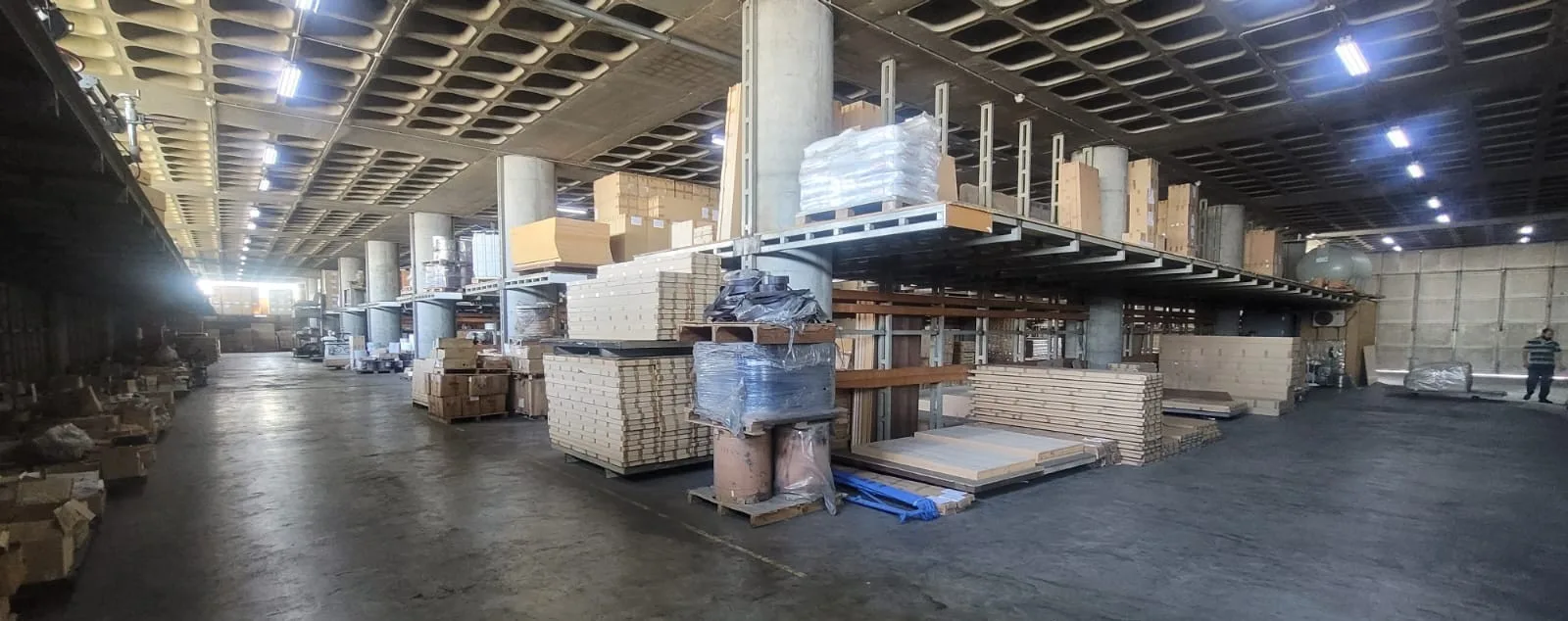 Industrial Unit for rent in Fidar — الصورة 3