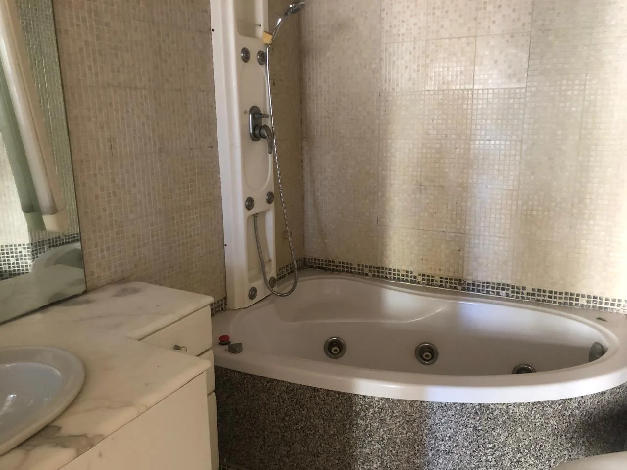 Apartment for Rent in Achrafieh — الصورة 8