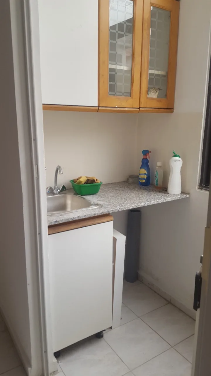 Office for rent in Ballouneh — الصورة 5