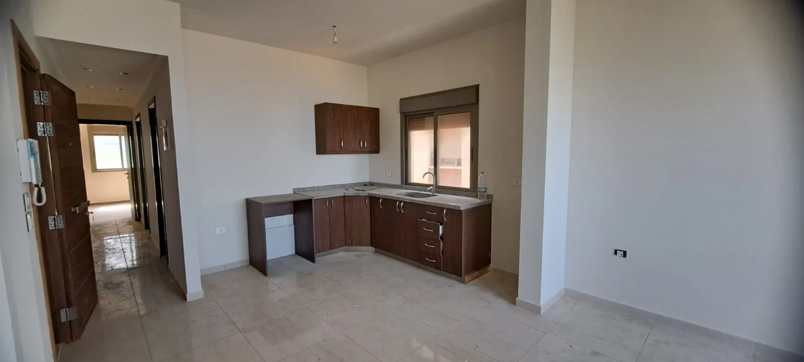 Apartment for Sale in Blat, Lebanon — الصورة 6