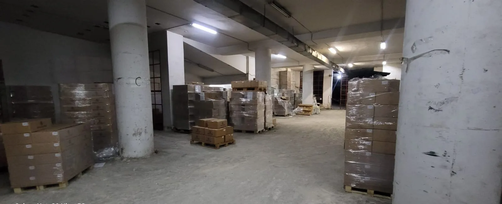 Warehouse for rent in Jounieh, Lebanon — photo 2