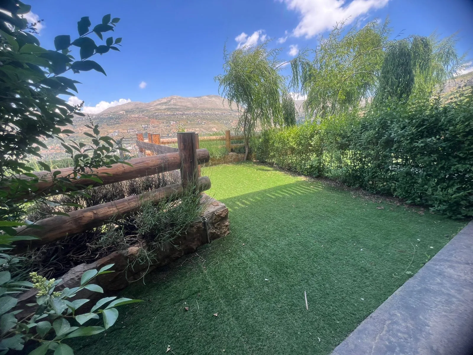 Chalet for rent in Faqra — الصورة 3