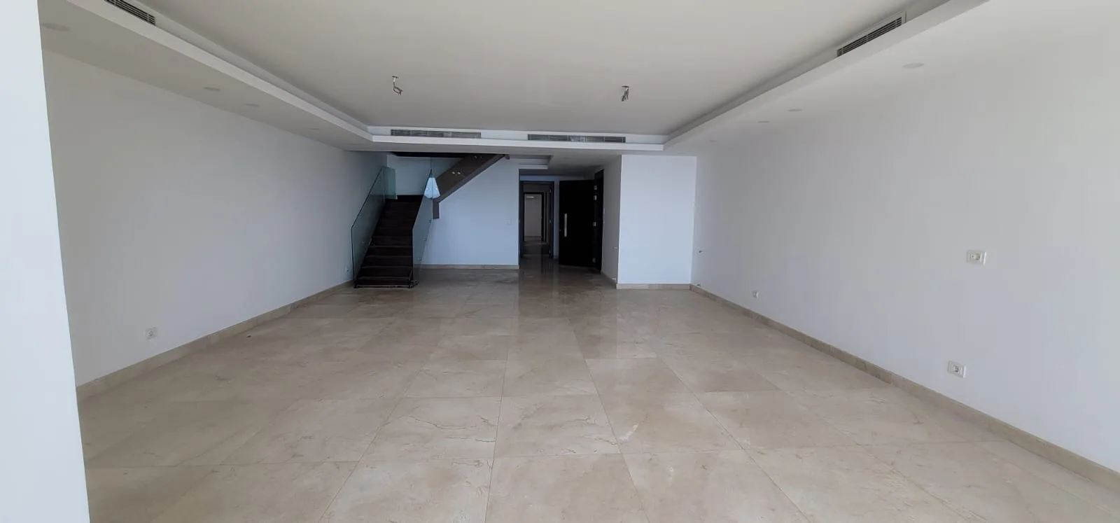 Duplex for Sale in Sahel Aalma, Lebanon — الصورة 2