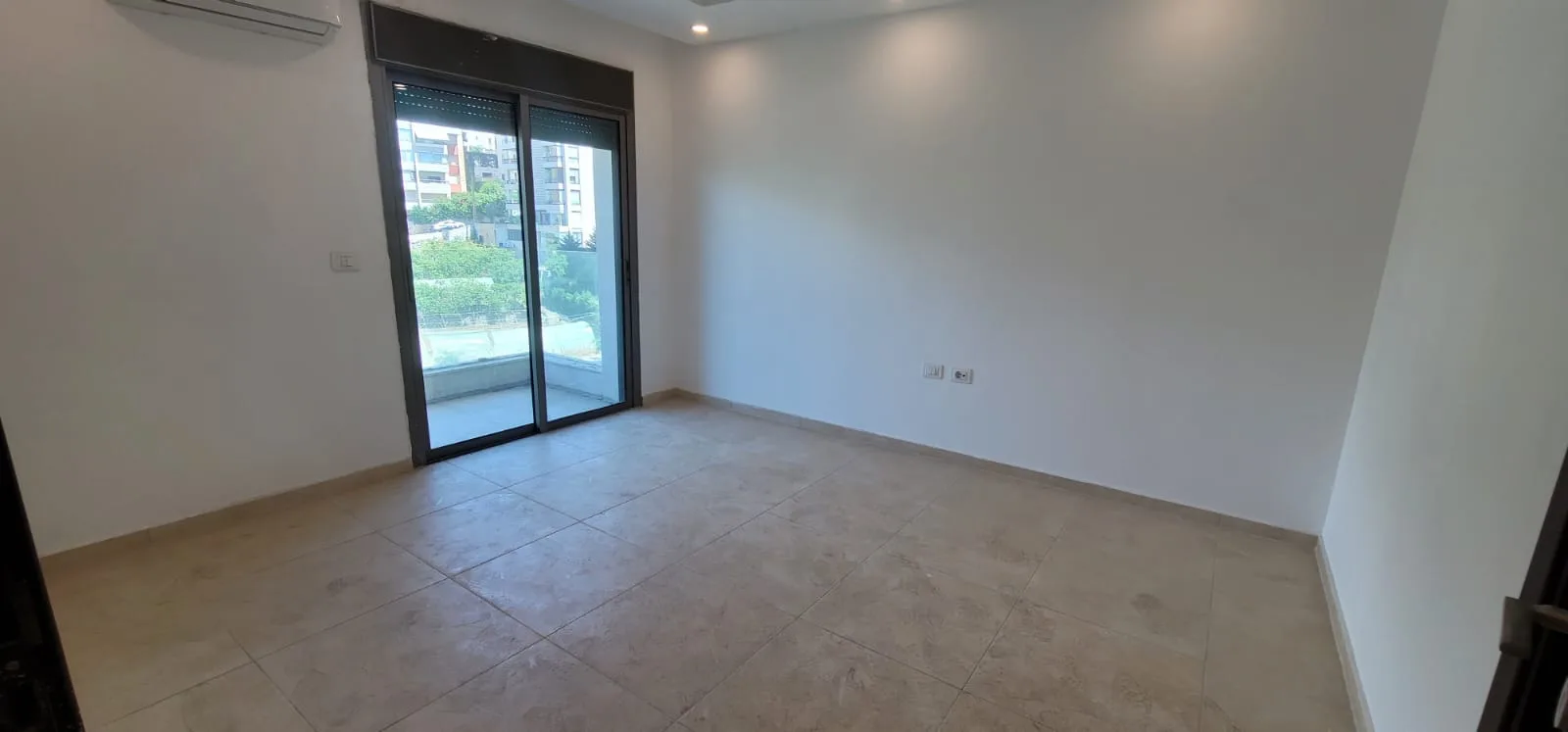 Duplex for Sale in Sahel Aalma, Lebanon — الصورة 6