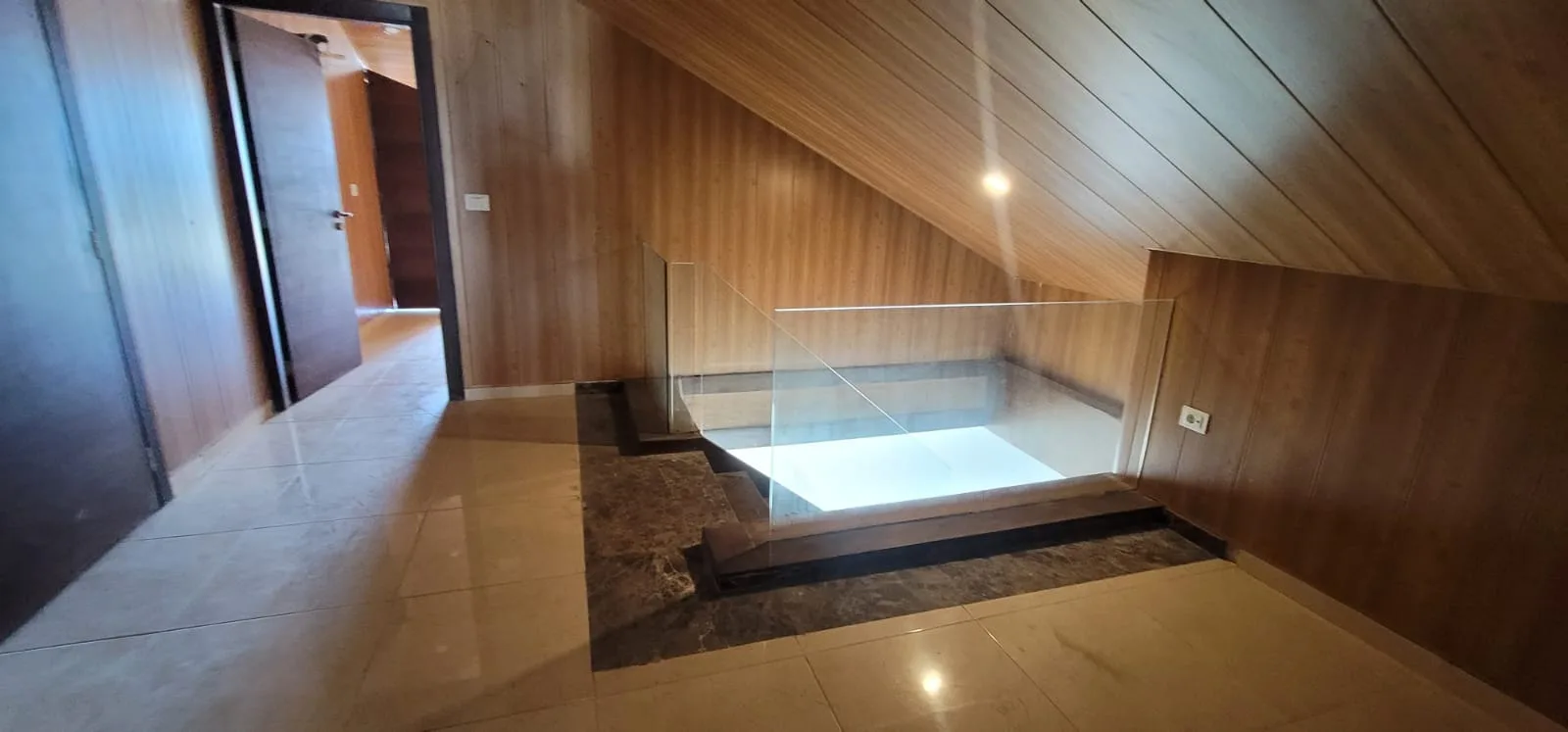 Duplex for Sale in Sahel Aalma, Lebanon — الصورة 10