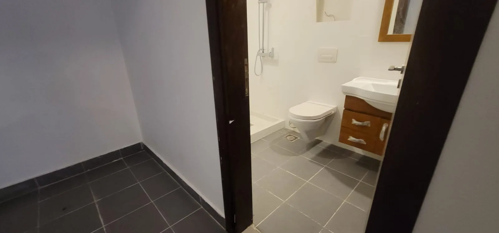 Apartment for Sale in Sahel Aalma, Lebanon — الصورة 6