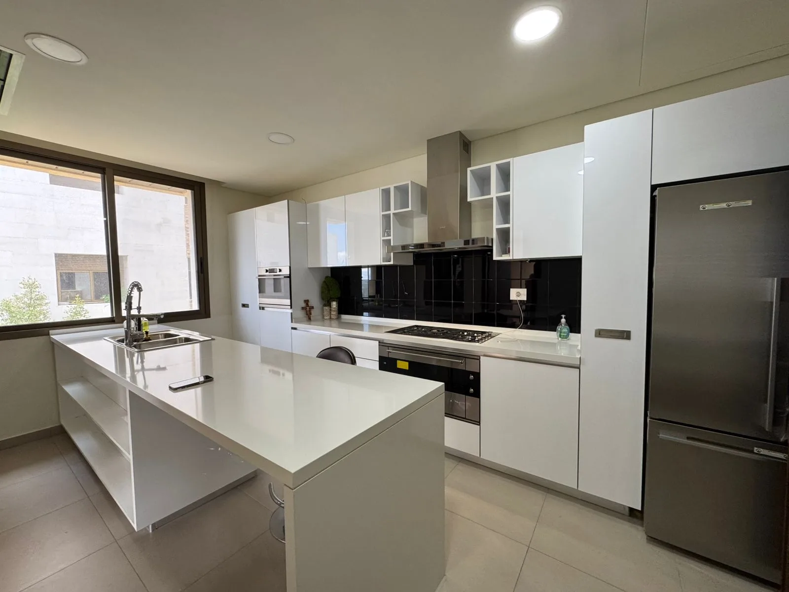 Apartment for Rent in Montiverdi, Lebanon — الصورة 3